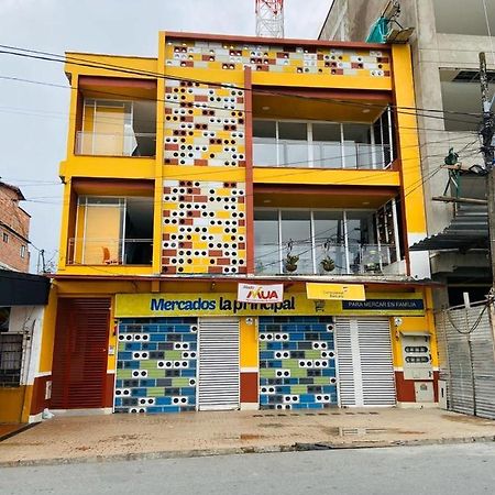 Апартаменты Apartamento The Colors Гуатапе Экстерьер фото